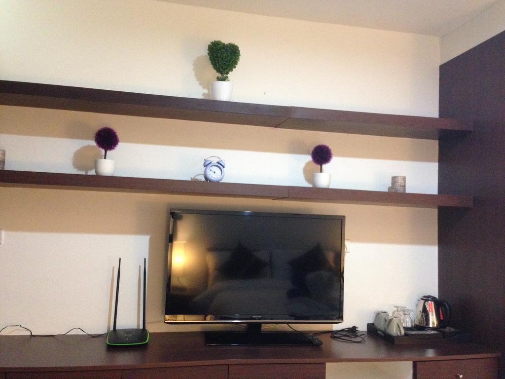 Ratchy Condo Бан Саре Екстериор снимка
